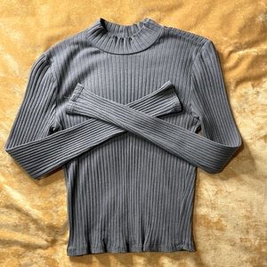 Olive green, cropped, ribbed, long sleeve shirt